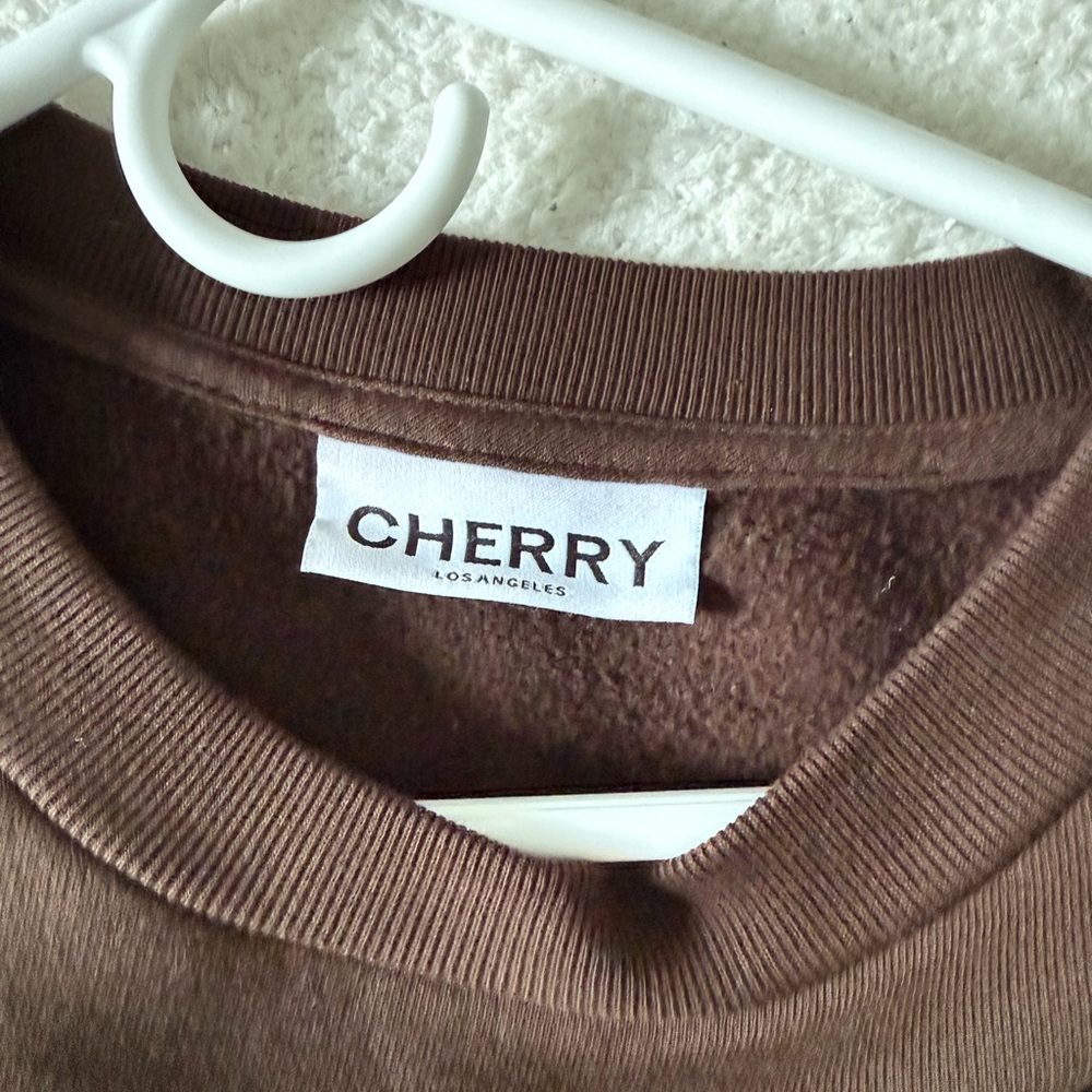 Cherry LA crewneck